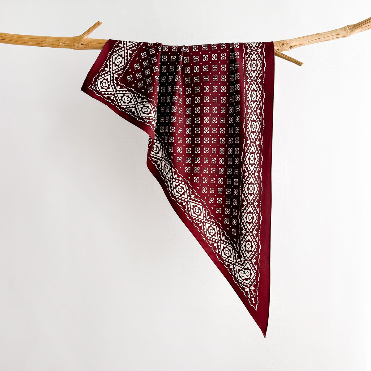 Retro-bedruckter quadratischer – Face Scarf Mask Bewertung und Preis
